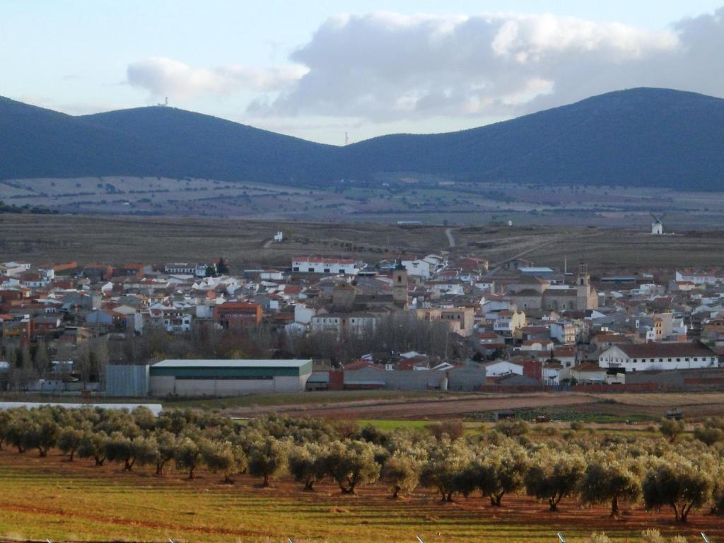 Los Laureles Casa Rural Urda Εξωτερικό φωτογραφία